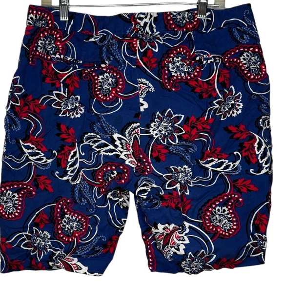 Dana Buchman Shorts - Picture 3 of 5